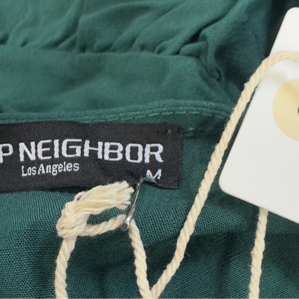 Woman’s NWT Emerald green Boutique Top Size Medium MSRP $68 - Picture 7 of 7